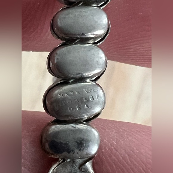 Caravelle Ladies Watch Vintage White Gold Filled Stretch Bracelet Mechanical - Picture 9 of 10